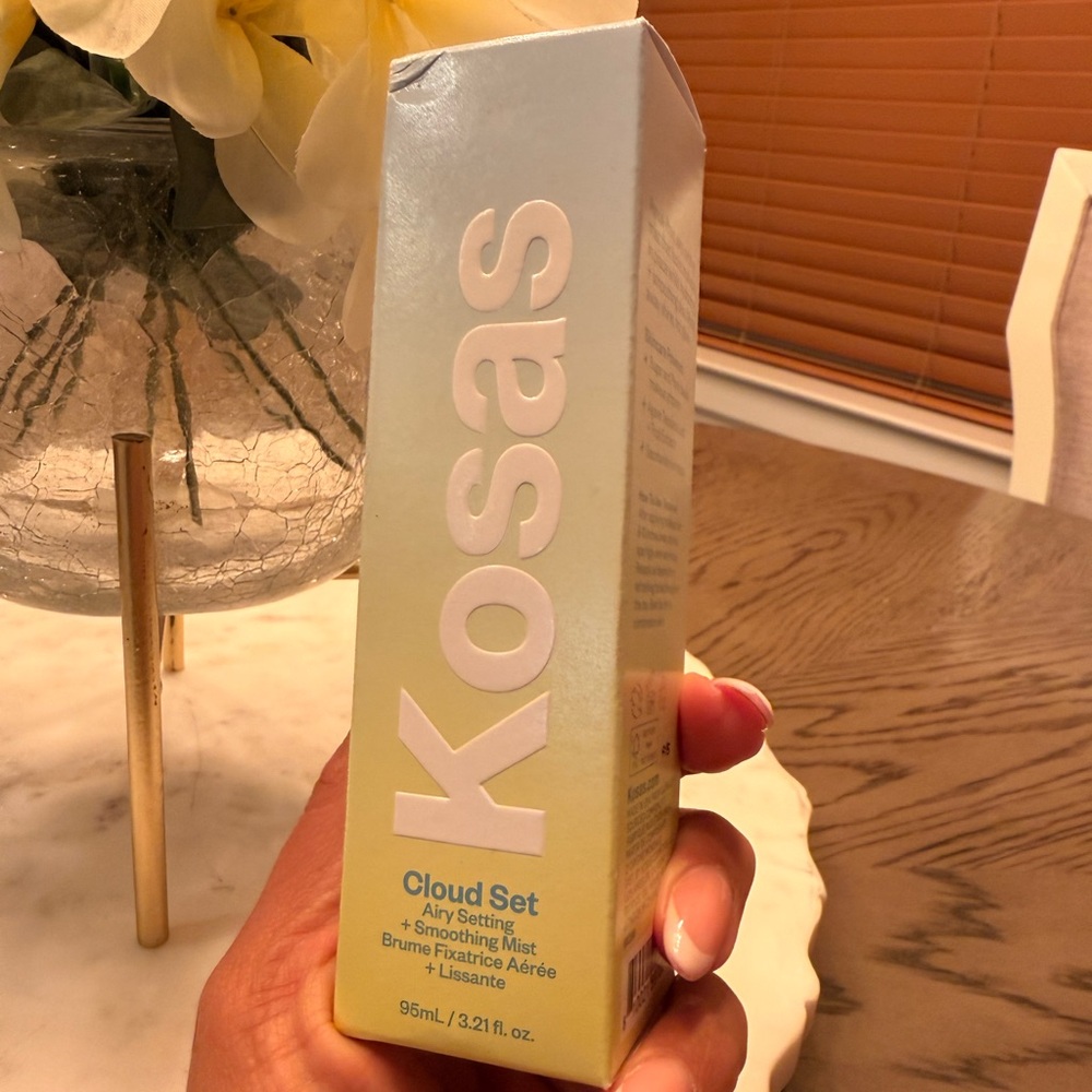 Kosas Cloud Set Airy Setting + Smoothing